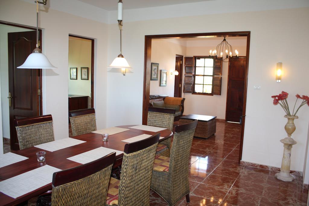 Apartamentos Finca La Cruz Tazacorte Extérieur photo